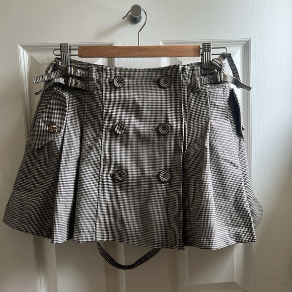 cocodeal plaid overall skirt with pockets - Picture 4 of 5